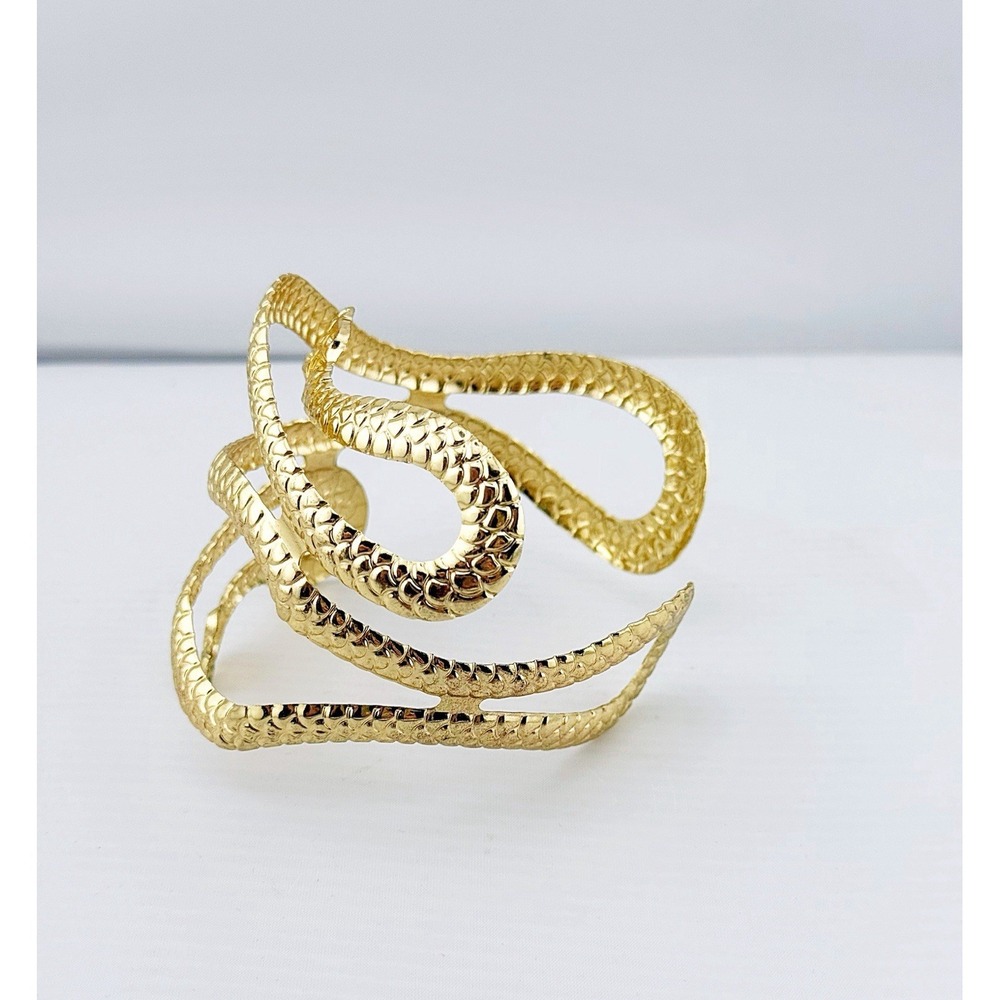 Snake Gold Tone Bangle Cuff Bracelet In Size 8 1/4. - Picture 2 of 5